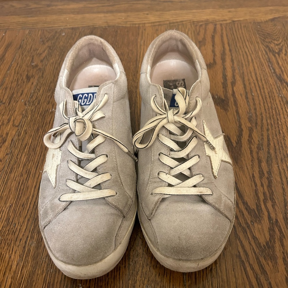 Golden Goose Superstar in Gray - Picture 9 of 14